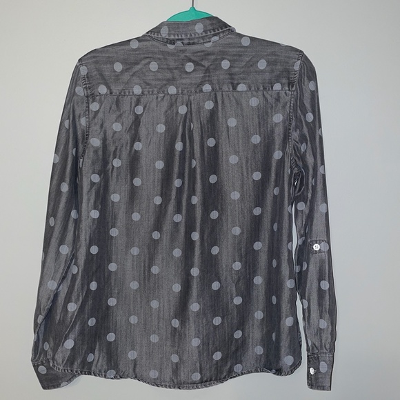 EUC Foxcroft Shaped Polka Dot Button Down Shirt 8P - Picture 6 of 7